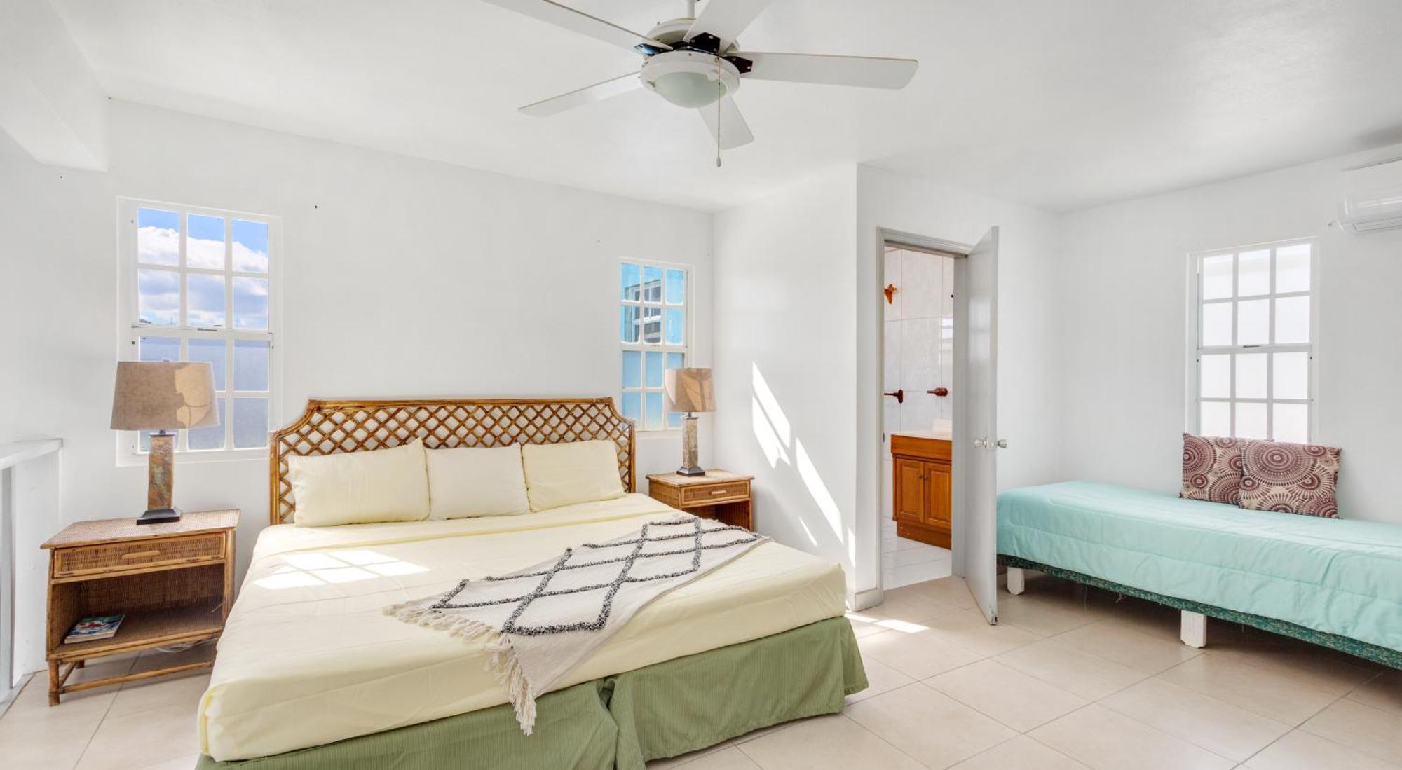 Edwards Guesthouse Sandy Ground Village Luaran gambar