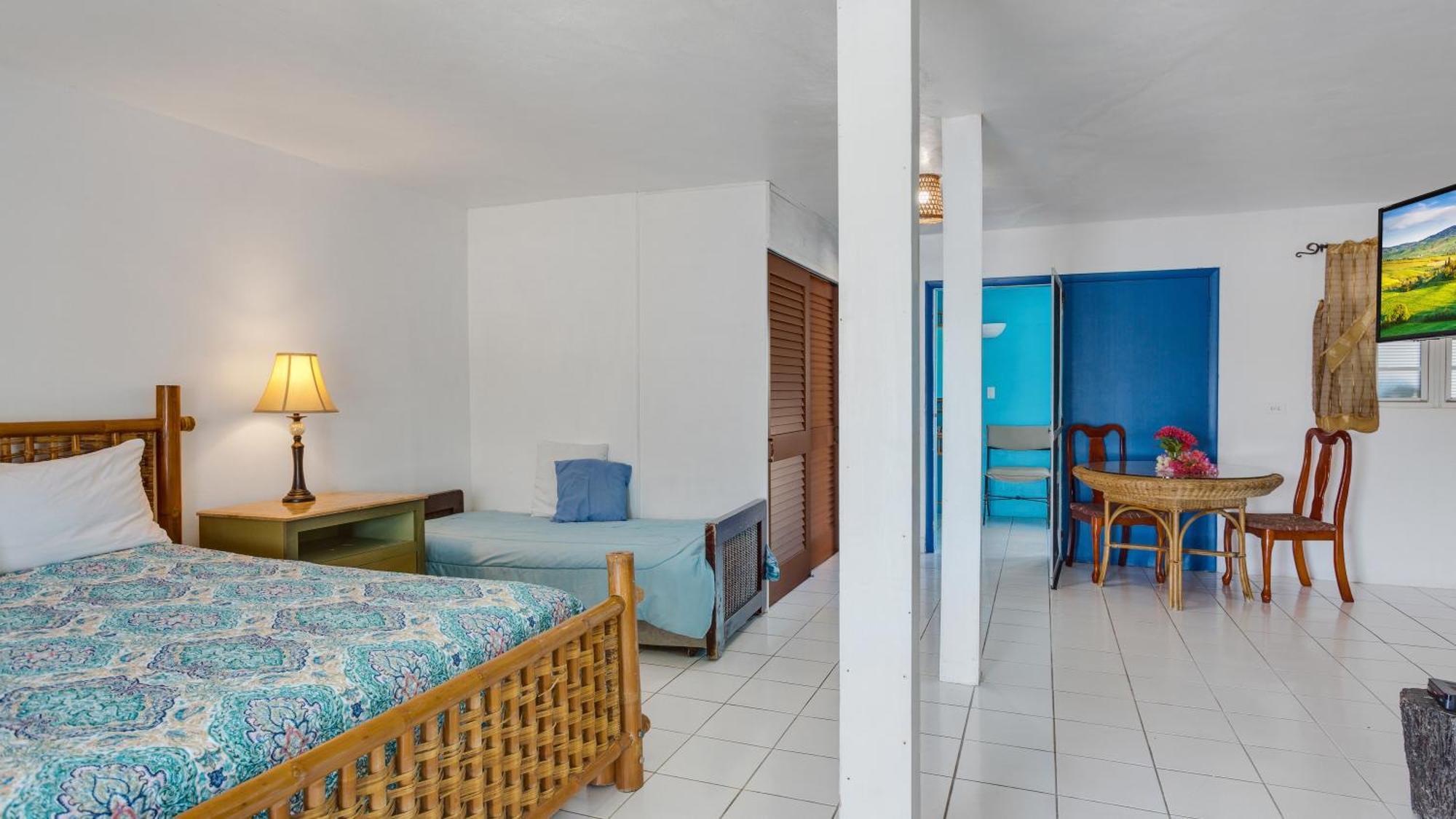 Edwards Guesthouse Sandy Ground Village Luaran gambar
