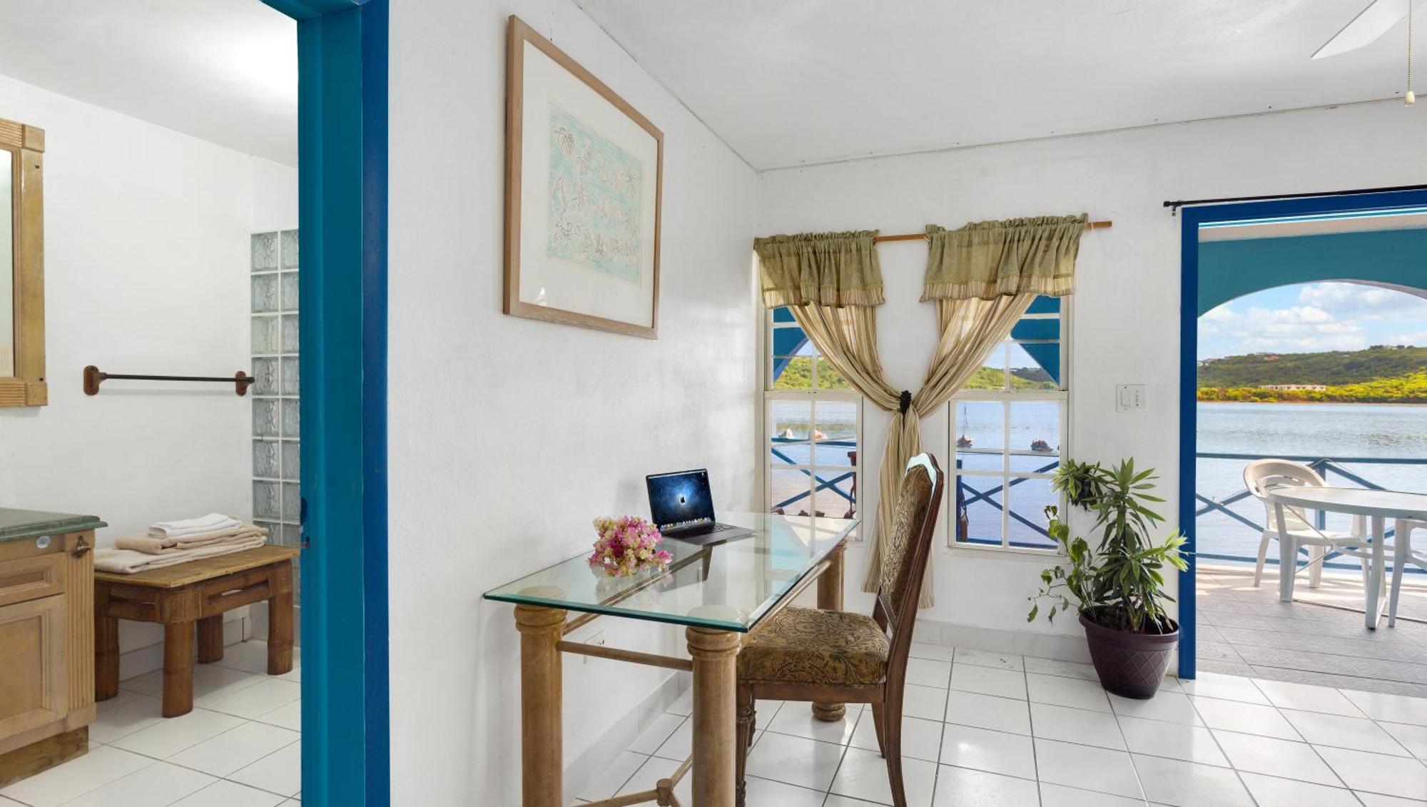 Edwards Guesthouse Sandy Ground Village Luaran gambar